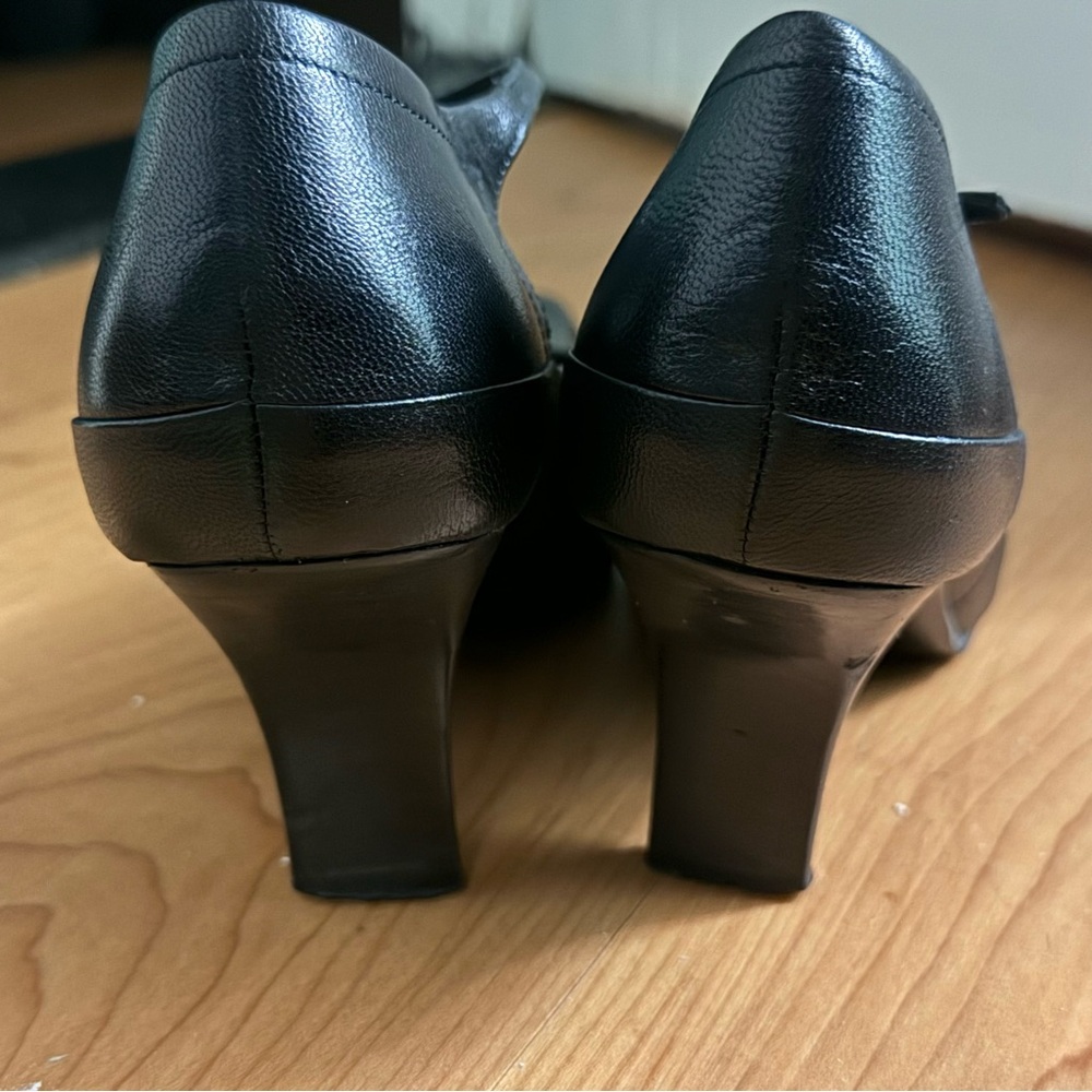 Prada Black Square Toe Heels Vintage Size 35.5 / US 5.5 - Picture 5 of 9